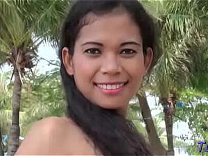 Mouthwatering brunette darling fingered and licked