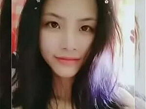 đồ ngủ mà_u và_ng