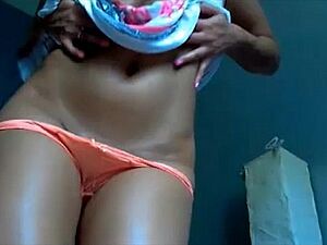 Sexy Webcam Girl With Big Boobs Dance Tease